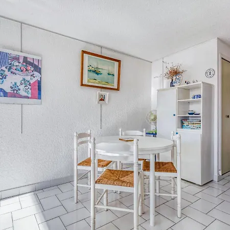 Ulysse Plage-21 By Interhome Apartmán