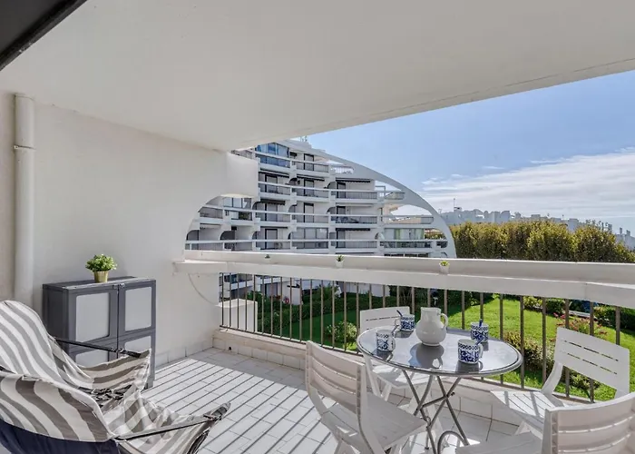 Ulysse Plage-21 By Interhome Apartamento *