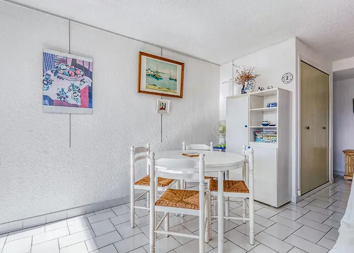 Ulysse Plage-21 By Interhome Apartamento